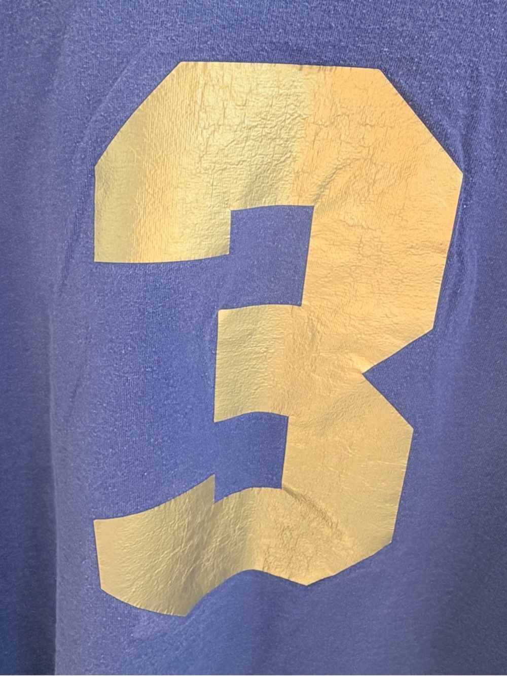 Notre Dame Irish off-the-shoulder graphic tee - Picture 6 of 7